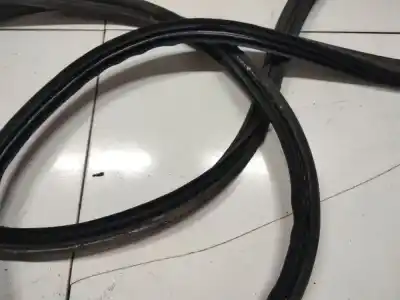 Pezzo di ricambio per auto di seconda mano gomma contorno porta per mazda 3 (bk) 1.6 (bk14) riferimenti oem iam   