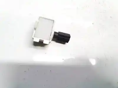 Peça sobressalente para automóvel em segunda mão luz da chapa de matrícula por nissan leaf (ze0) electric referências oem iam 