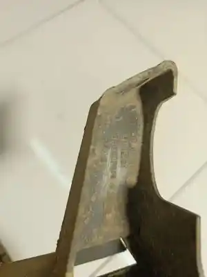 Pièce détachée automobile d'occasion renfort de pare-chocs avant pour volkswagen passat b5 variant (3b5) 1.9 tdi références oem iam dn12291  dn12291, 3b0807049 a, 3b0807049a