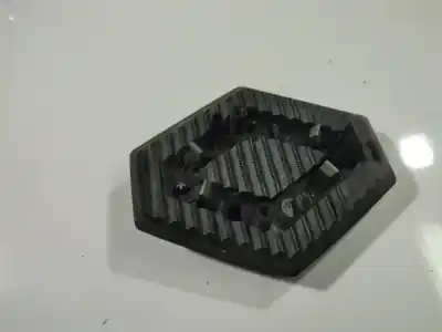 Автозапчасти б/у эмблема за renault megane ii (bm0/1_, cm0/1_) 1.6 16v (bm0c, cm0c) ссылки oem iam 9507m  9507m