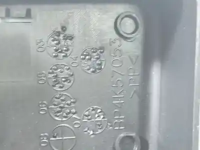 Pezzo di ricambio per auto di seconda mano plastica per mazda 3 (bk) 1.6 (bk14) riferimenti oem iam bp4k57053  bp4k57053