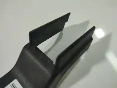 Pezzo di ricambio per auto di seconda mano plastica per mazda 3 (bk) 1.6 (bk14) riferimenti oem iam bp4k57041  bp4k57041