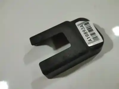 Peça sobressalente para automóvel em segunda mão plásticos por mazda 5 (cr19) 2.0 cd (cr19) referências oem iam c24357252