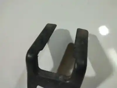 Pezzo di ricambio per auto di seconda mano plastica per mazda 5 (cr19) 2.0 cd (cr19) riferimenti oem iam c243572412  c243572412