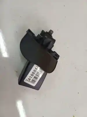 Автозапчасти б/у крюк для ремня задний правый за audi a5 (8t3) 2.0 tfsi ссылки oem iam 8t0857739b  8t0 857 739 b