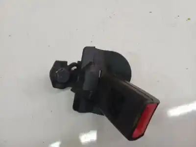 Автозапчасти б/у крюк для ремня задний правый за audi a5 (8t3) 2.0 tfsi ссылки oem iam 8t0857739b  8t0 857 739 b