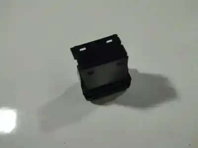 Second-hand car spare part plastics for mazda 5 (cr19) 2.0 cd (cr19) oem iam references 759170  759170