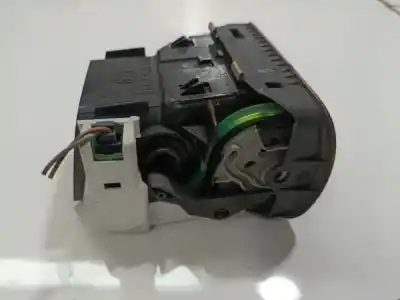 Pièce détachée automobile d'occasion grille d'aération pour volkswagen passat b5 variant (3b5) 1.9 tdi références oem iam 3b0819704  3b0 819 704