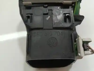 Pièce détachée automobile d'occasion grille d'aération pour volkswagen passat b5 variant (3b5) 1.9 tdi références oem iam 3b0819704  3b0 819 704