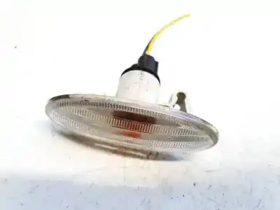 Peça sobressalente para automóvel em segunda mão farolim do lado direito por nissan leaf (ze0) electric referências oem iam saee208