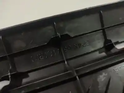 Pezzo di ricambio per auto di seconda mano plastica per mazda 3 (bk) 1.6 (bk14) riferimenti oem iam bp4k68710crh  bp4k68710crh