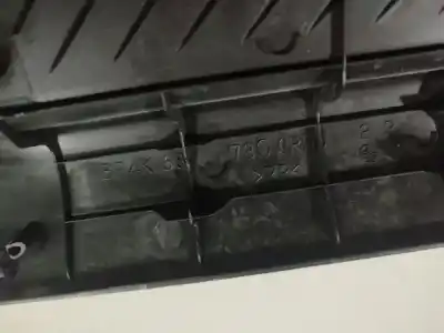 Pezzo di ricambio per auto di seconda mano plastica per mazda 3 (bk) 1.6 (bk14) riferimenti oem iam bp4k687300rh  bp4k687300rh, bp4k68