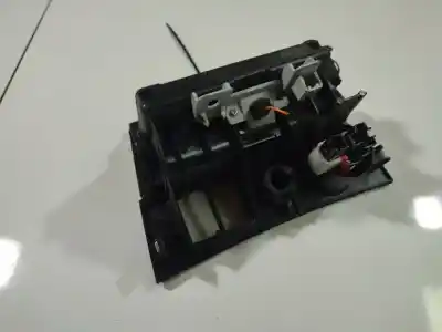 Pezzo di ricambio per auto di seconda mano plastica per mazda 3 (bk) 1.6 (bk14) riferimenti oem iam bp455211  bp4 55 211