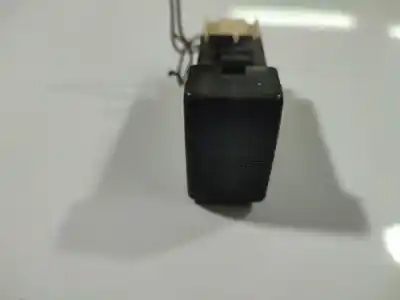 Pezzo di ricambio per auto di seconda mano pezzi vari per mazda 5 (cr19) 2.0 cd (cr19) riferimenti oem iam 759170c  759170c , 7591700 , 759170, 7591700