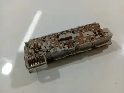 Автозапчастина б/у внутрішне світло для renault espace iv (jk0/1_) 2.2 dci (jk0h) посилання на oem iam 8200003037  8 200 003 037