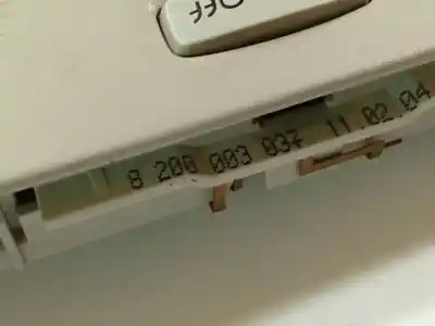 Автозапчастина б/у внутрішне світло для renault espace iv (jk0/1_) 2.2 dci (jk0h) посилання на oem iam 8200003037  8 200 003 037