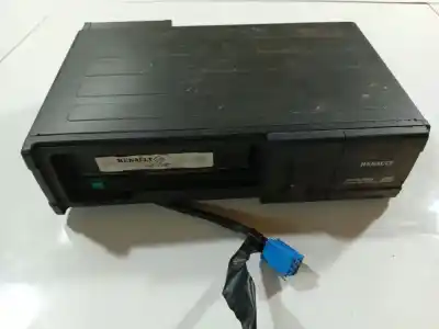 Автозапчастина б/у аудіо система / радіо cd для renault espace iv (jk0/1_) 2.2 dci (jk0h) посилання на oem iam 8200002656a  82 00 002 656a