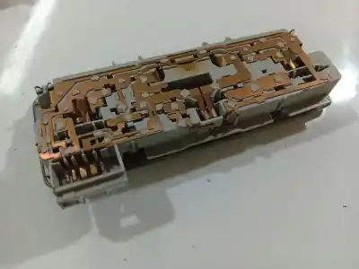 Автозапчастина б/у внутрішне світло для renault espace iv (jk0/1_) 2.2 dci (jk0h) посилання на oem iam 8200003037  8200003037