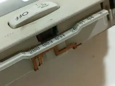 Автозапчастина б/у внутрішне світло для renault espace iv (jk0/1_) 2.2 dci (jk0h) посилання на oem iam 8200003037  8200003037