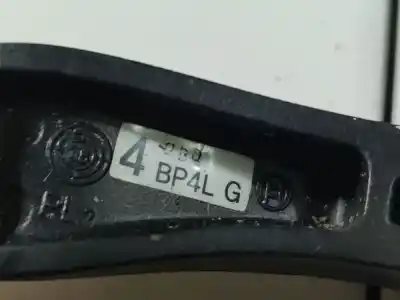 Pezzo di ricambio per auto di seconda mano braccio tergicristallo anteriore sinistro per mazda 3 (bk) 1.6 (bk14) riferimenti oem iam   