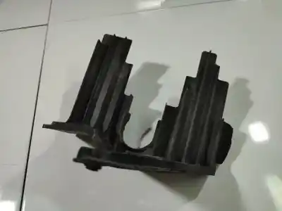 Peça sobressalente para automóvel em segunda mão plásticos por mazda 3 (bk) 1.6 (bk14) referências oem iam z601