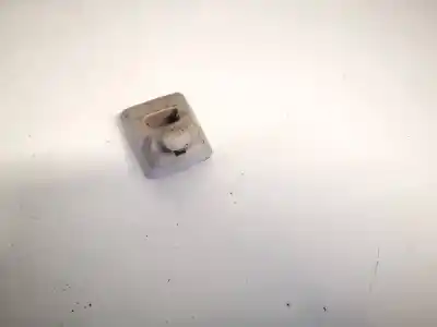 Pezzo di ricambio per auto di seconda mano pezzi vari per volvo v50 (545) 2.0 d riferimenti oem iam   