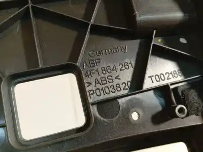 Pezzo di ricambio per auto di seconda mano plastica per audi a6 c6 (4f2) 2.7 tdi riferimenti oem iam t002188  t002188, 4f1864261, p0103820