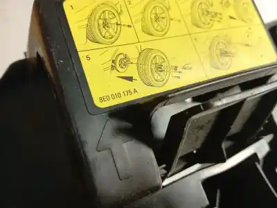 Pezzo di ricambio per auto di seconda mano plastica per audi a6 c6 (4f2) 2.7 tdi riferimenti oem iam 8e0010175a  8e0 010 175 a