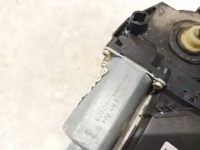 Автозапчастина б/у двигатель заднього правого скла для opel astra h (a04) 1.6 (l48) посилання на oem iam 0130821764  