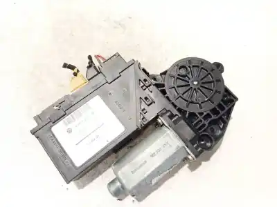 Автозапчастина б/у двигатель заднього правого скла для opel astra h (a04) 1.6 (l48) посилання на oem iam 0130821764