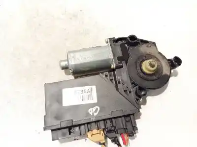 Автозапчастина б/у двигатель заднього правого скла для opel astra h (a04) 1.6 (l48) посилання на oem iam 0130821764  