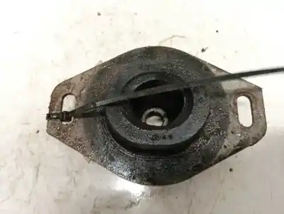 Second-hand car spare part engine support for porsche 968 descapotable 3.0 oem iam references   