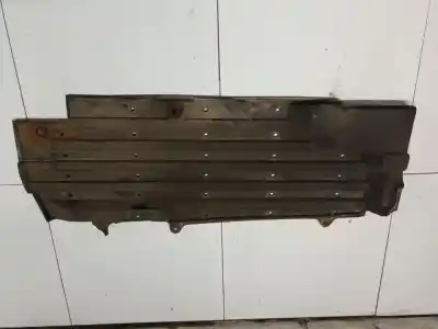 Peça sobressalente para automóvel em segunda mão plásticos por mazda 5 (cr19) 2.0 cd (cr19) referências oem iam c23556371