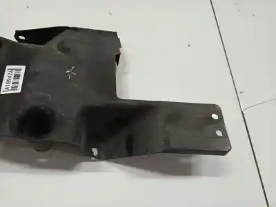 Pezzo di ricambio per auto di seconda mano plastica per mazda 3 (bk) 1.6 (bk14) riferimenti oem iam bp4k56121  bp4k 56 121, k2443