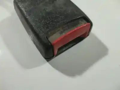 Автозапчастина б/у задній центральний гачок для volkswagen passat b5 variant (3b5) 1.9 tdi посилання на oem iam   