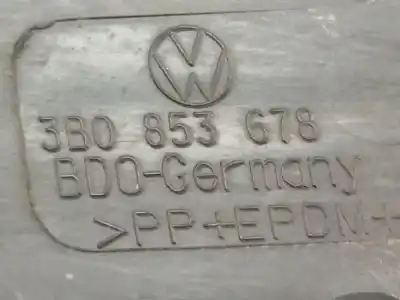Pezzo di ricambio per auto di seconda mano griglia paraurti anteriore per volkswagen passat b5 variant (3b5) 1.9 tdi riferimenti oem iam 3b0853678  3b0 853 678