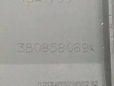 Pezzo di ricambio per auto di seconda mano plastica per volkswagen passat b5 variant (3b5) 1.9 tdi riferimenti oem iam 3b0858069k  3b0858069k