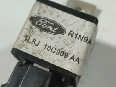 Second-hand car spare part relay for ford focus c-max (dm2) 2.0 tdci oem iam references r1n9a  r1n9a, 1l8j 10c909 aa, 1l8j10c909aa