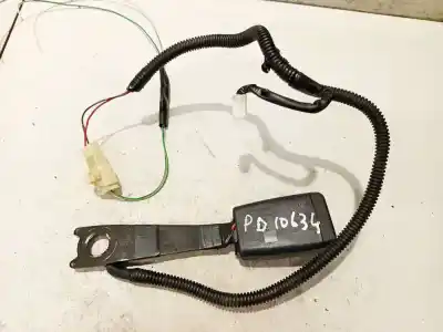 Peça sobressalente para automóvel em segunda mão chicote / encaixe cinto segurança dianteiro direito por toyota avensis (_t25_) 2.2 d-cat (adt251_) referências oem iam 