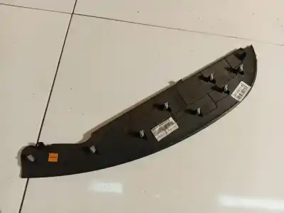 Second-hand car spare part plastics for renault scénic iii (jz0/1_) 1.5 dci oem iam references 6824000802r  6824000802 r