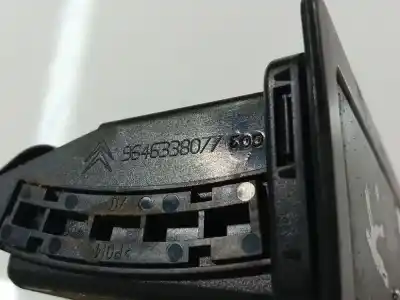 Автозапчасти б/у аэрационная решетка за citroen c4 i (lc_) 1.6 hdi ссылки oem iam 9646338077500  9646338077 500