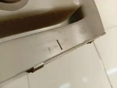 Second-hand car spare part plastics for renault scénic iii (jz0/1_) 1.5 dci oem iam references 799110012r  799110012r