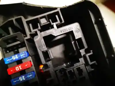 Pezzo di ricambio per auto di seconda mano scatola relè/fusibili per audi a6 c6 (4f2) 2.7 tdi riferimenti oem iam 4f1937503a  