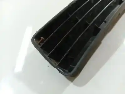 Pezzo di ricambio per auto di seconda mano griglia paraurti sinistra per audi a4 b5 (8d2) 1.8 riferimenti oem iam 8d0807345b  8d0807345b