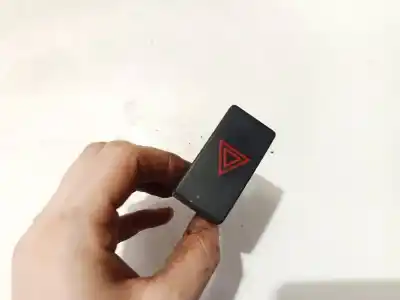 Tweedehands auto-onderdeel waarschuwing voor toyota avensis 2.0 d-4d oem iam-referenties 15b279