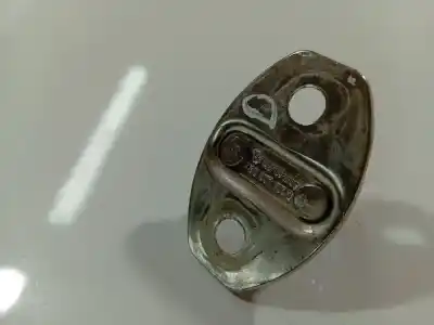 İkinci el araba yedek parçası çeşi̇tli̇ parçalar için volkswagen passat b5 variant (3b5) 1.9 tdi oem iam referansları 3b0837033d  3b0 837 033 d