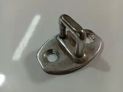 Автозапчастина б/у різні деталі для VOLKSWAGEN PASSAT B5 VARIANT (3B5) 1.9 TDI Посилання на OEM IAM 3B0837033D  3B0 837 033D