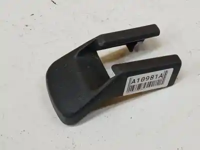 Peça sobressalente para automóvel em segunda mão plásticos por toyota corolla verso (zer_, zze12_, r1_) 2.0 d-4d (cur10_) referências oem iam 721270f010
