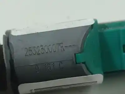 Second-hand car spare part switch for renault scénic iii (jz0/1_) 1.5 dci oem iam references 253250007r  253250007r, 9 161 c, 9161c