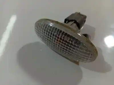 Peça sobressalente para automóvel em segunda mão farolim do lado esquerdo por mazda 5 (cr19) 2.0 cd (cr19) referências oem iam 